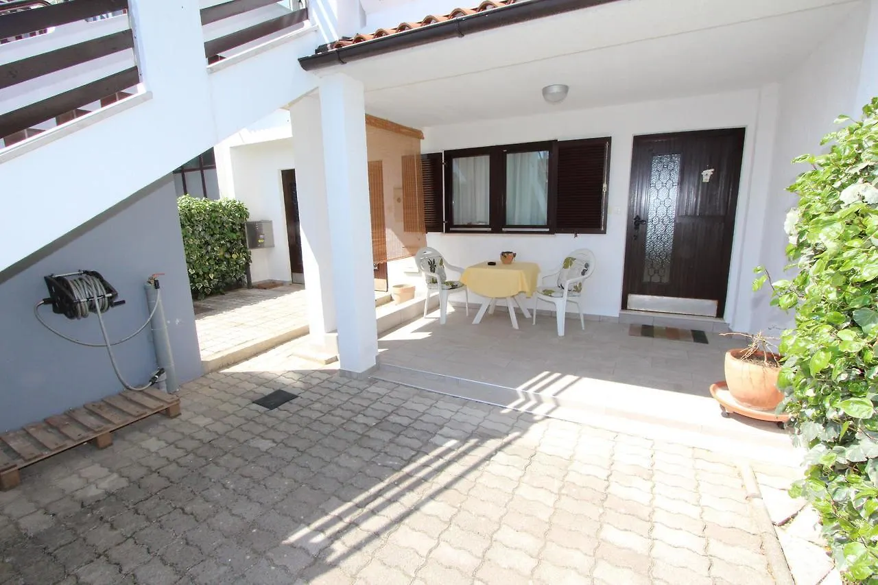 Apartment Irena Pula